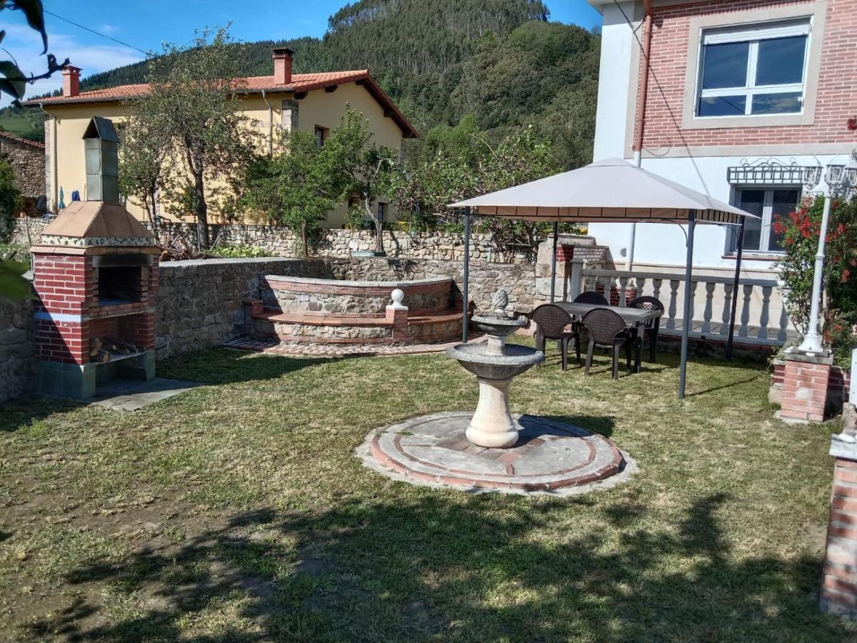 Vivienda Turistica Volvere Santiurde de Toranzo Exterior foto